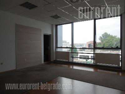 Poslovni prostor, 200 m<sup>2</sup>